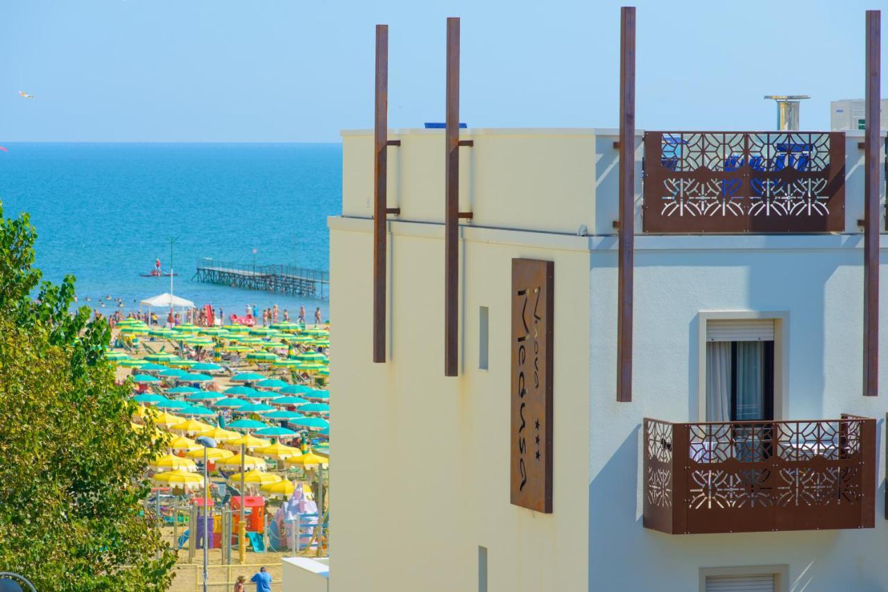 Hotel Nuova Medusa Римини Экстерьер фото